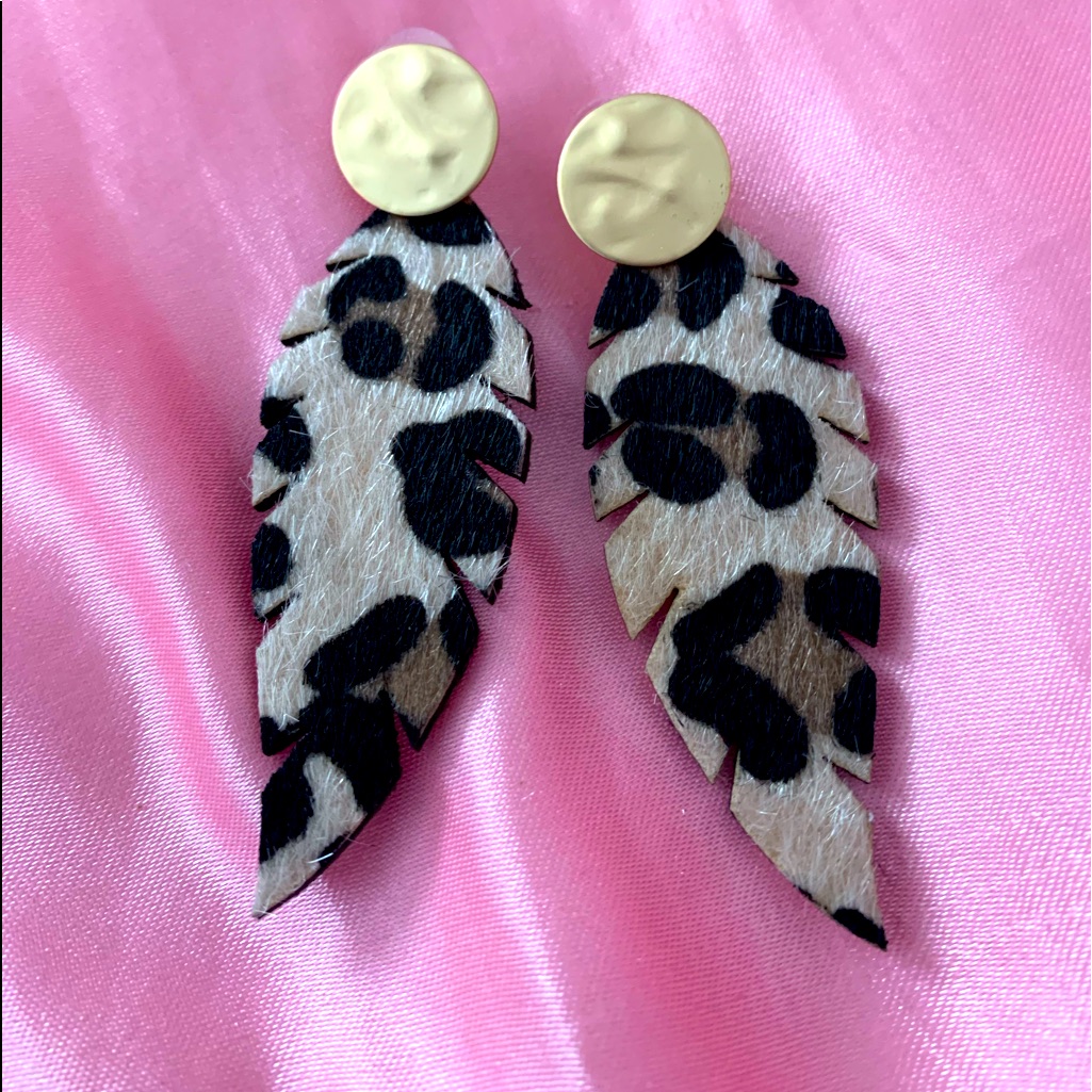Leopard Print Earrings 10$
